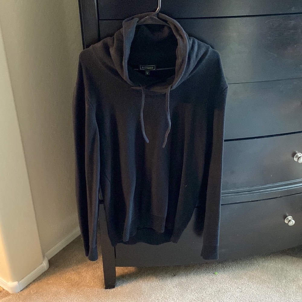 Express mens pull over sweater